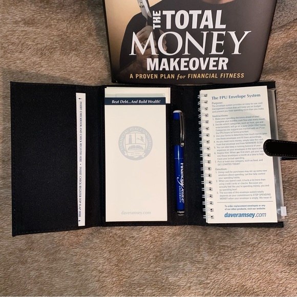 Total money makeover book and FPU envelope system - Picture 2 of 2
